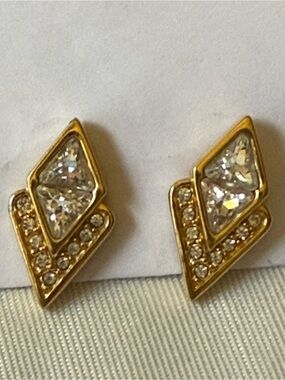 S.A.L. Swarovski Crystal Clear earrings gold tone